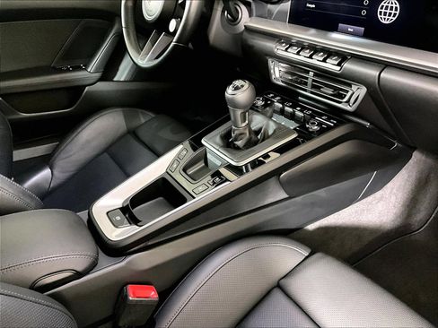 Certified 2024 Porsche 911 Carrera T RWD image 16