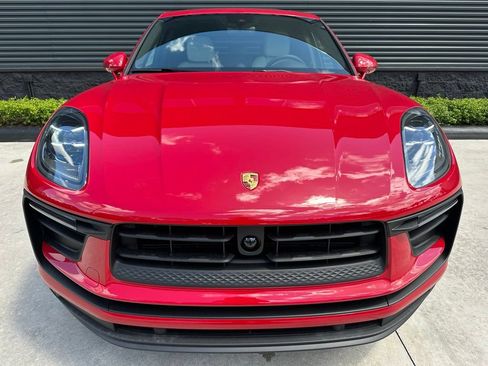 Used 2026 Porsche Macan AWD/4WD image 7