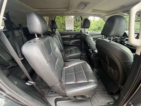 Used 2020 Kia Telluride SX w/ Towing Package AWD/4WD image 15