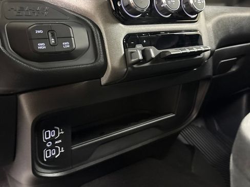 New 2026 RAM 2500 Tradesman AWD/4WD image 15