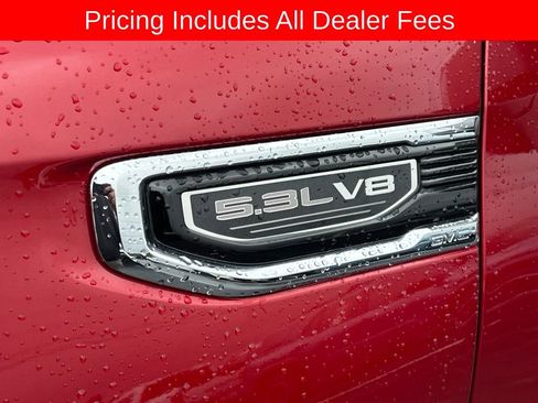 Used 2024 GMC Sierra 1500 Denali w/ Technology Package AWD/4WD image 2