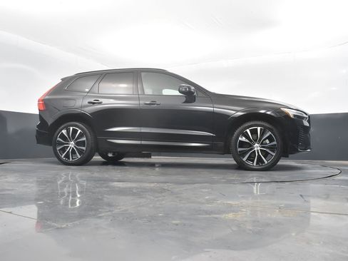 Used 2024 Volvo XC60 B5 Plus image 50