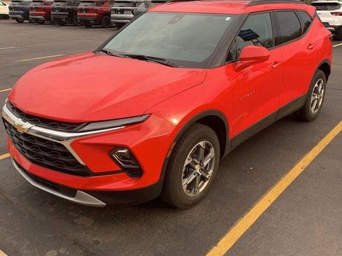 Used 2023 Chevrolet Blazer LT w/ Convenience Package AWD/4WD image 1