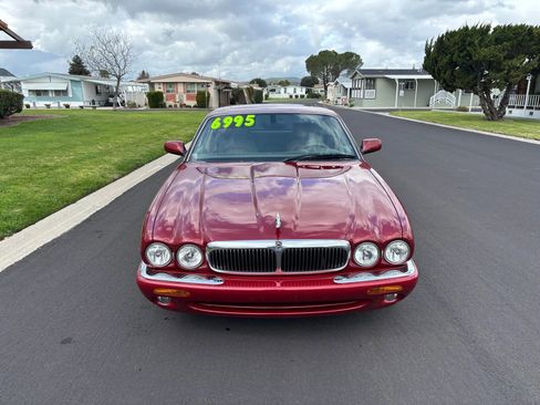 Used 2001 Jaguar XJ8 image 5