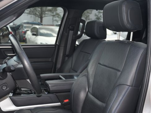 Used 2024 Toyota Tundra Platinum AWD/4WD image 13