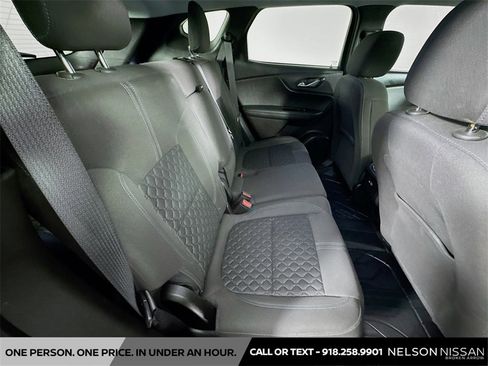 Used 2020 Chevrolet Blazer LT image 26