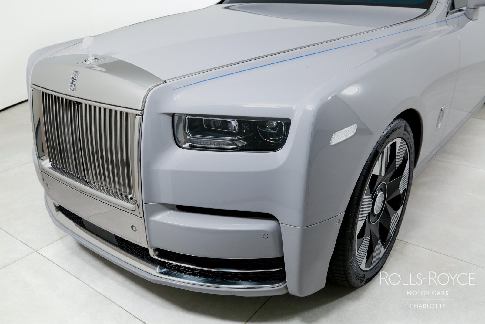 Used 2024 Rolls-Royce Phantom Sedan w/ The Phantom Package RWD image 43