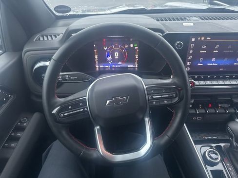 Used 2023 Chevrolet Colorado Z71 w/ Z71 Convenience Package 2 image 11