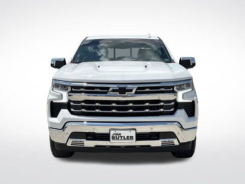 Used 2022 Chevrolet Silverado 1500 LTZ w/ Technology Package AWD/4WD image 12