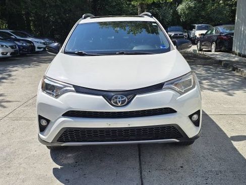 Used 2017 Toyota RAV4 SE w/ Power Extra Value Package AWD/4WD image 8