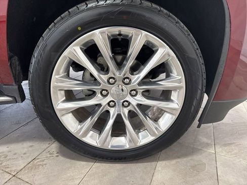 Used 2018 Cadillac Escalade Luxury image 12