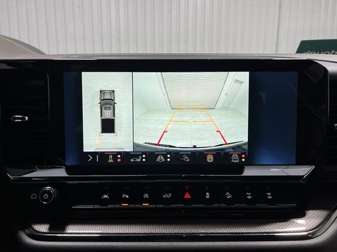 Used 2024 Chevrolet Silverado 1500 ZR2 w/ Technology Package image 12