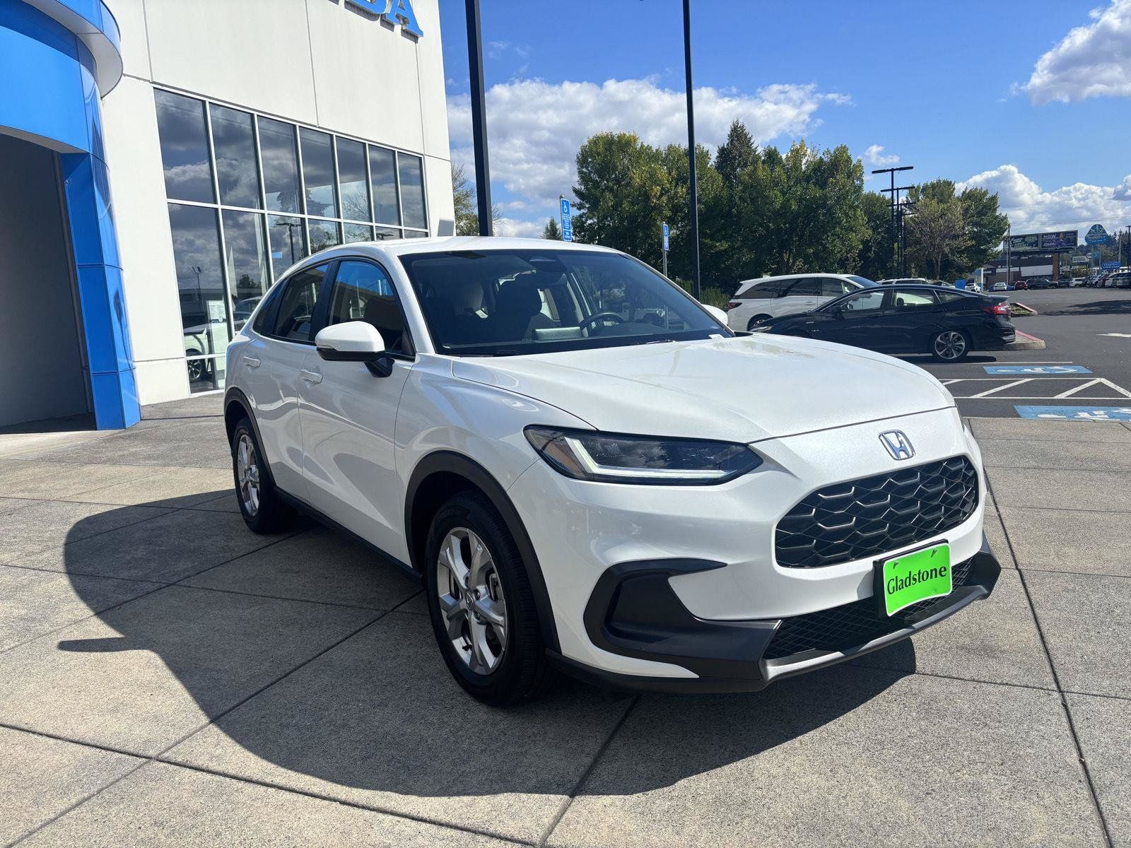Used 2025 Honda HR-V LX image 5