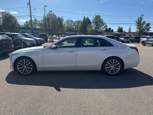 Used 2018 Cadillac CT6 Luxury AWD/4WD image 2