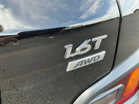 Used 2018 Hyundai Kona Limited AWD/4WD image 11