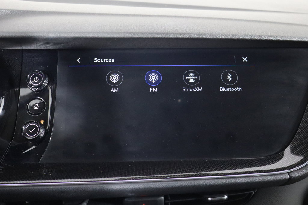 Used 2023 Buick Envision Preferred FWD image 32