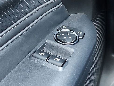 Used 2025 Ford Mustang Premium RWD image 23