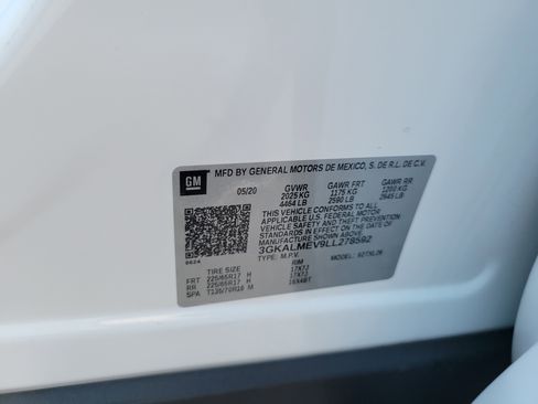 Used 2020 GMC Terrain SLE image 28