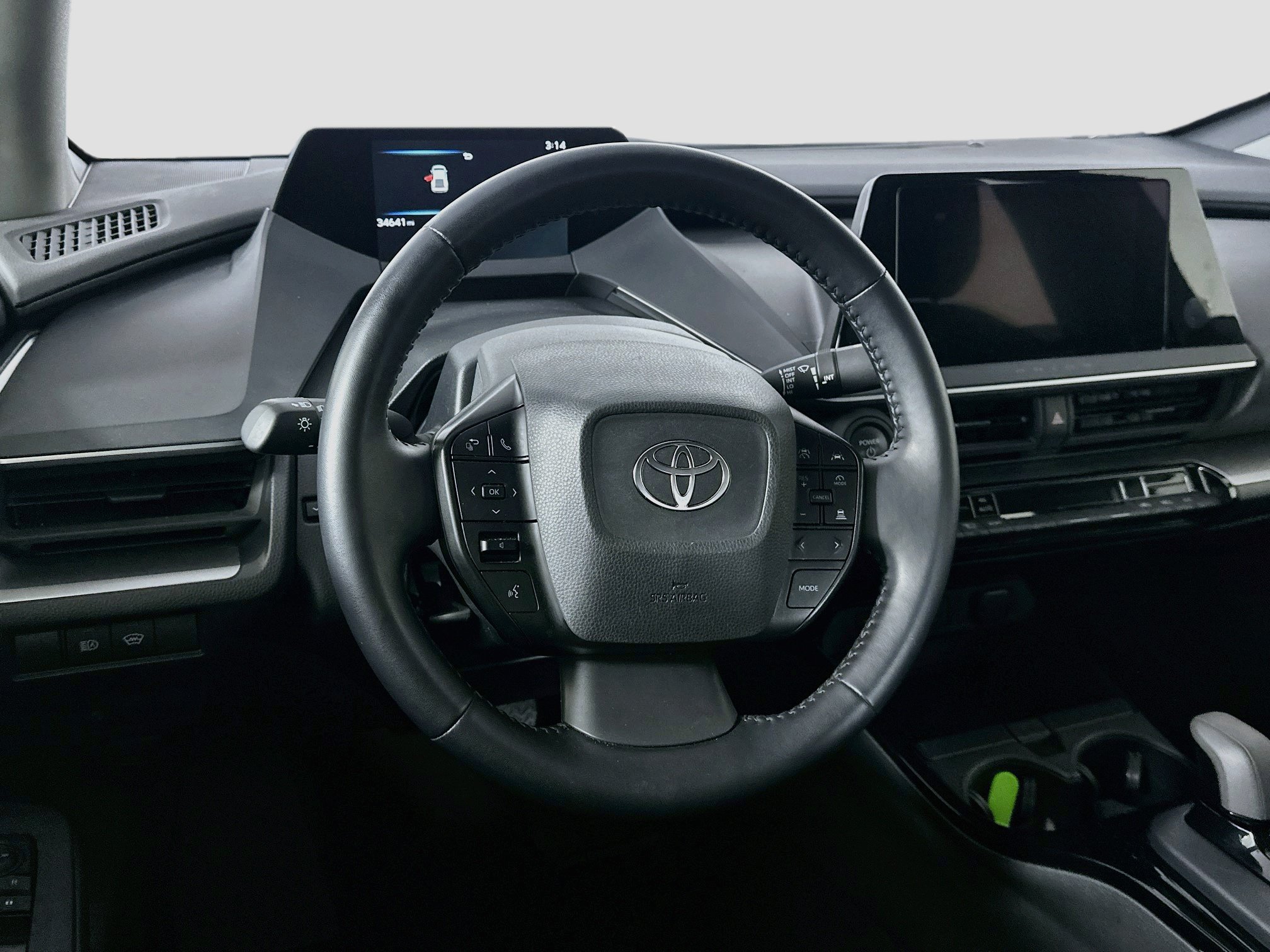 Used 2025 Toyota Prius LE FWD image 18