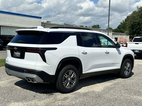 New 2026 Chevrolet Traverse LT w/ LPO, Floor Liner Package image 28