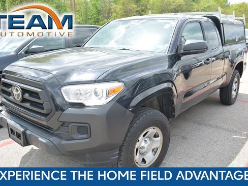 Used 2022 Toyota Tacoma SR AWD/4WD image 1