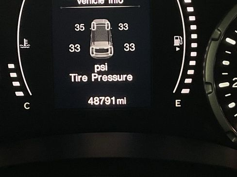 Used 2016 Jeep Renegade Latitude image 37