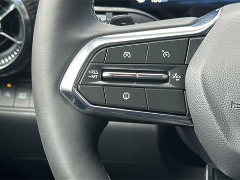 New 2026 Chevrolet Equinox LT w/ Convenience Package II image 31