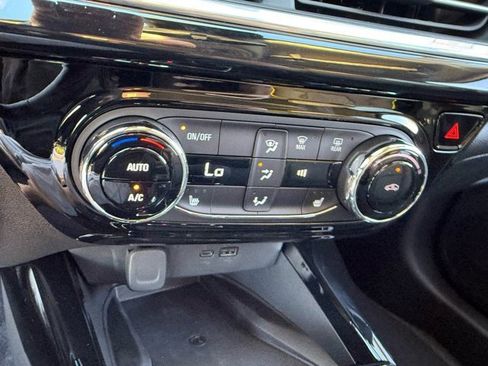 New 2026 Chevrolet Trax ACTIV w/ Sunroof Package image 22