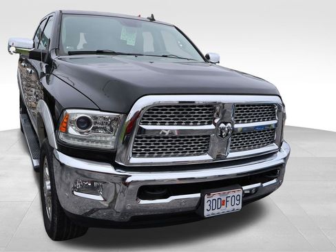 Used 2016 RAM 2500 Laramie AWD/4WD image 7