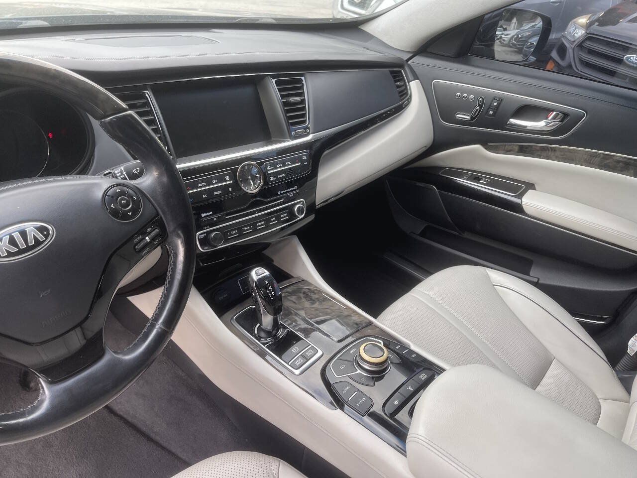 Used 2015 Kia K900 Luxury RWD image 14