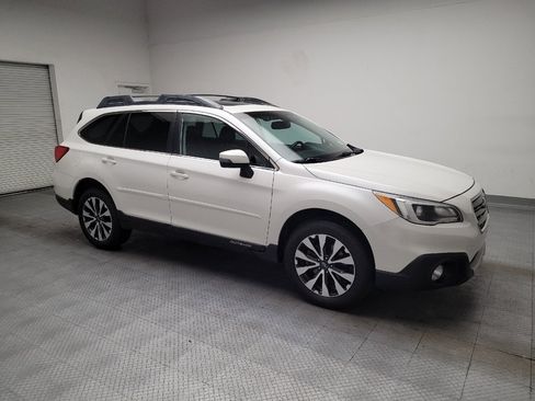 Used 2015 Subaru Outback 2.5i Limited AWD/4WD image 11