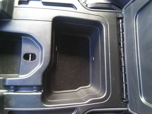 Used 2021 RAM 1500 Big Horn image 15