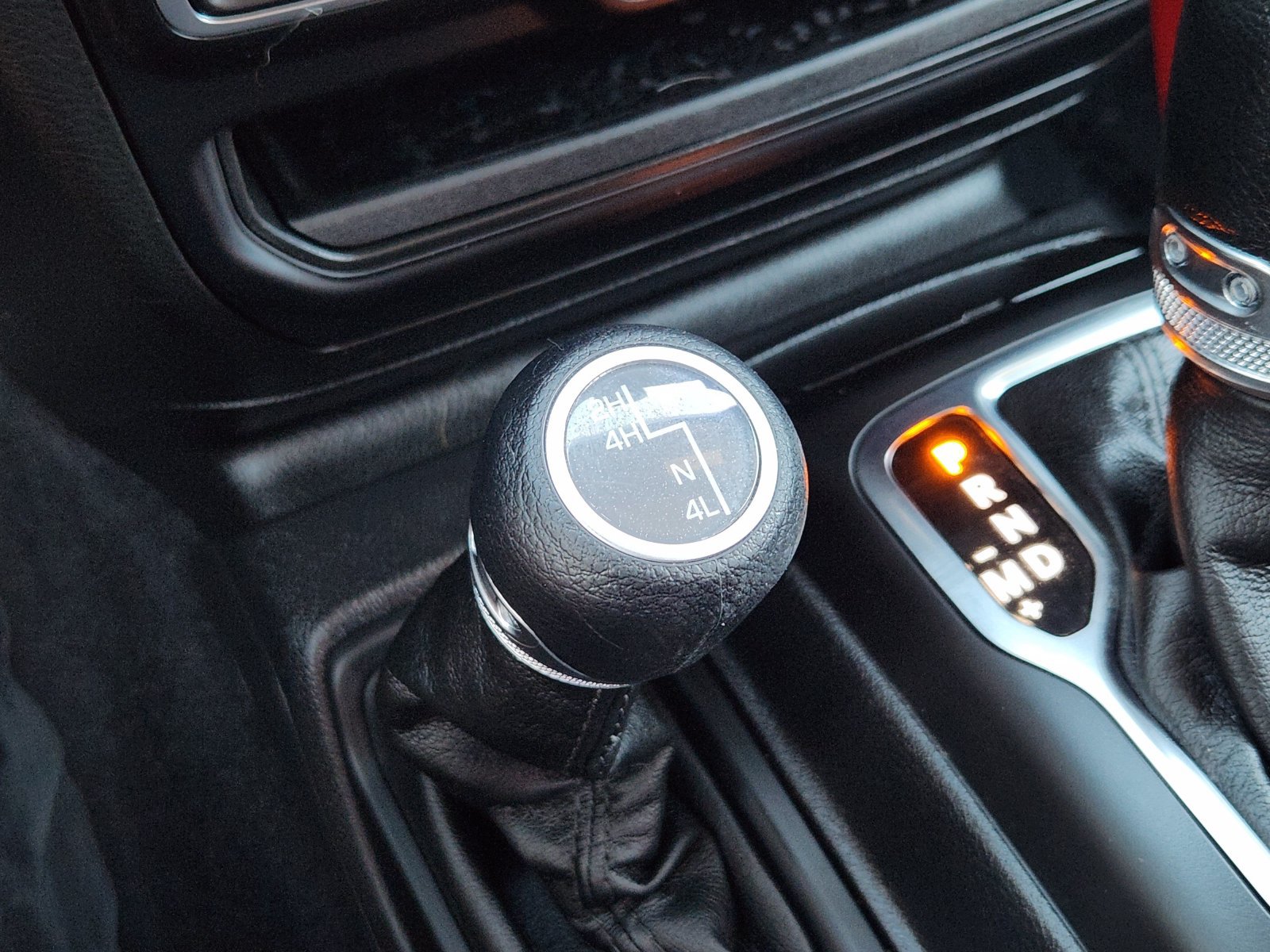 Used 2023 Jeep Wrangler Sport AWD/4WD image 28