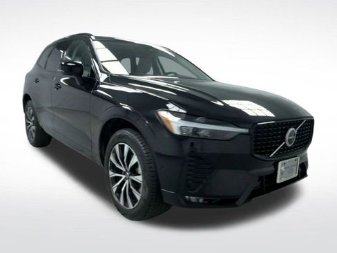 New 2025 Volvo XC60 B5 Plus w/ Protection Package Premier AWD/4WD image 19