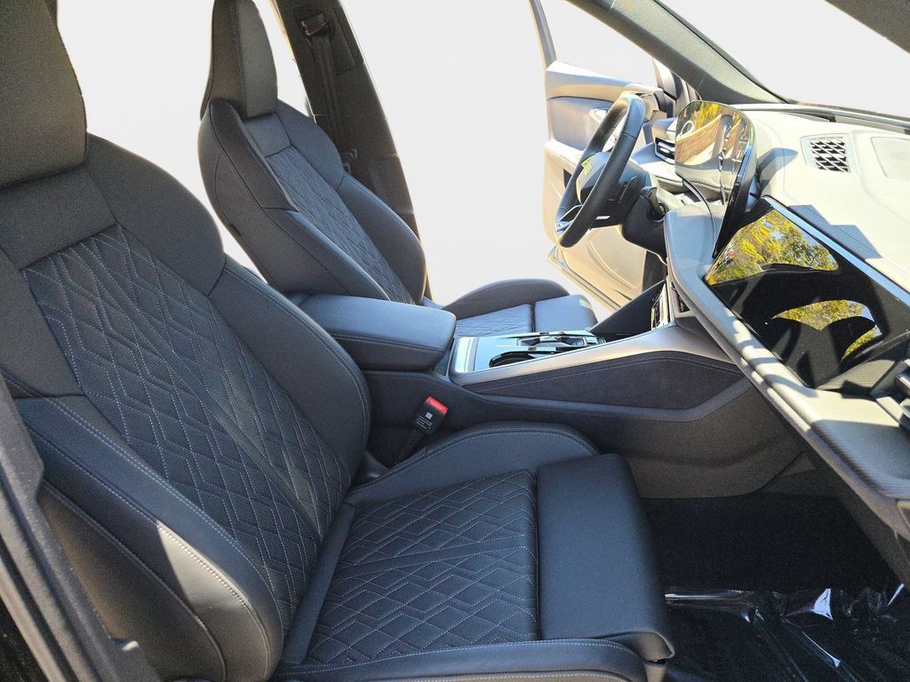 Used 2025 Audi SQ5 Premium Plus w/ Premium Plus Package AWD/4WD image 10