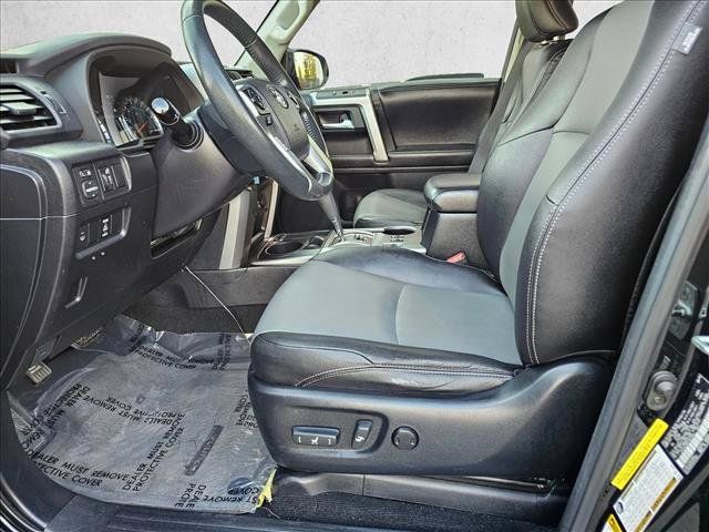 Used 2015 Toyota 4Runner SR5 Premium RWD image 21