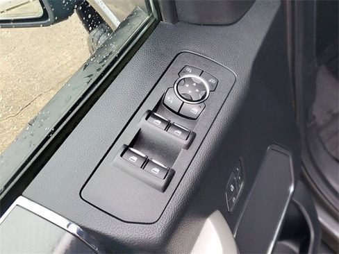 Used 2019 Ford F150 Lariat w/ Equipment Group 502A Luxury image 17