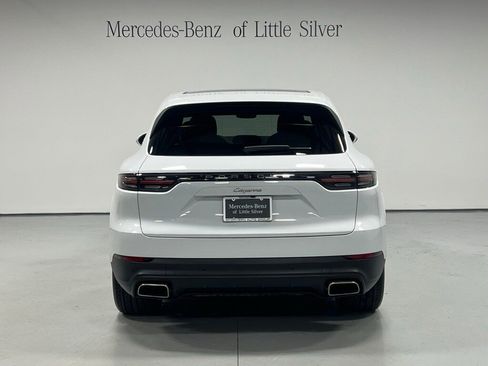 Used 2023 Porsche Cayenne image 4