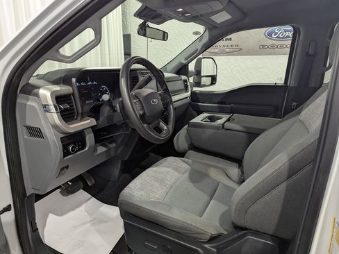 Used 2024 Ford F250 XLT image 16