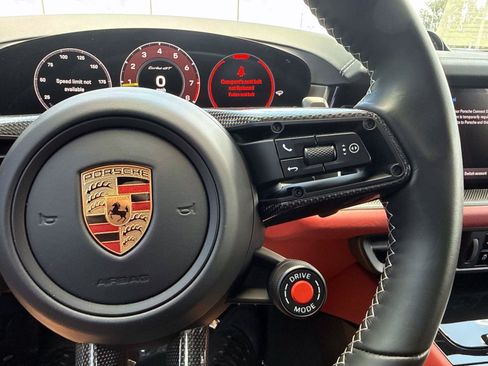 Used 2024 Porsche Cayenne Turbo GT AWD/4WD image 31