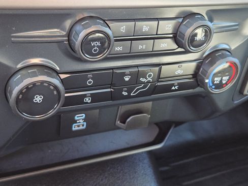 Certified 2024 Ford F150 XL image 22