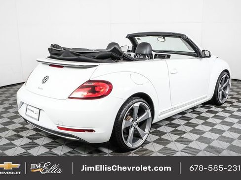 Used 2018 Volkswagen Beetle 2.0T S image 30
