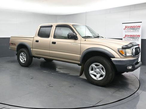 Used 2002 Toyota Tacoma 4x4 Double Cab image 2