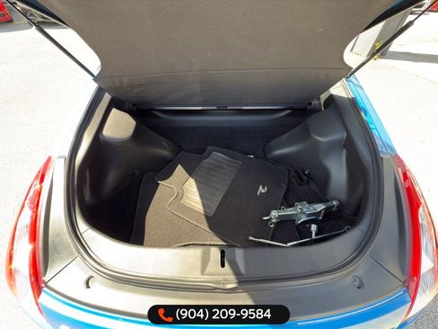 Used 2009 Nissan 370Z Touring image 25
