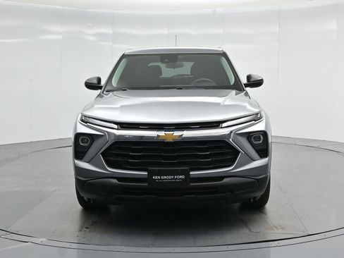 Used 2024 Chevrolet TrailBlazer LS image 23
