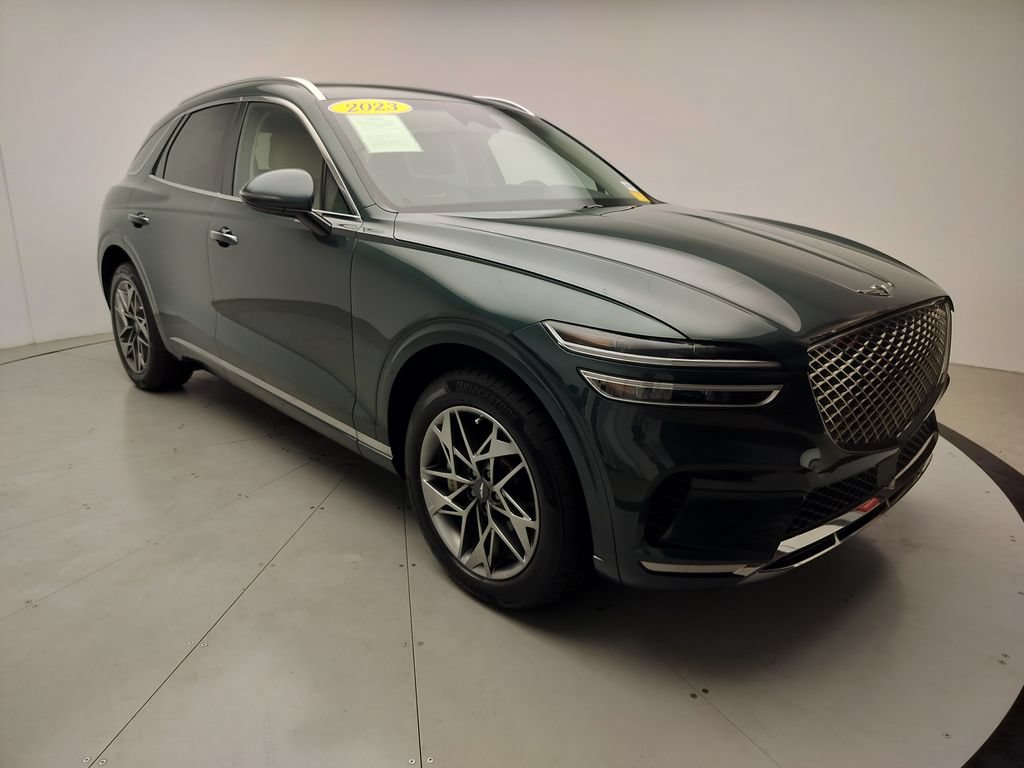 Used 2023 Genesis GV70 2.5T w/ Select Package AWD/4WD image 2