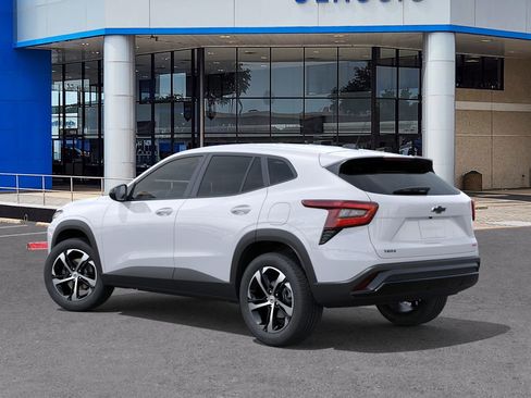 New 2026 Chevrolet Trax RS image 3