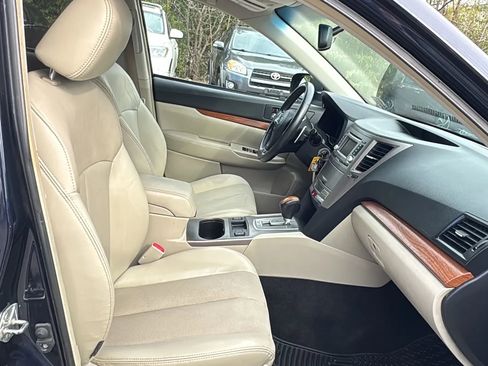 Used 2013 Subaru Outback 2.5i Limited w/ Popular Pkg 1A image 12