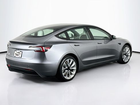 Used 2025 Tesla Model 3 Long Range RWD image 15