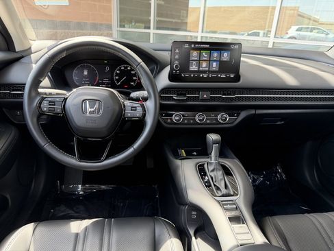 Used 2025 Honda HR-V EX-L image 16